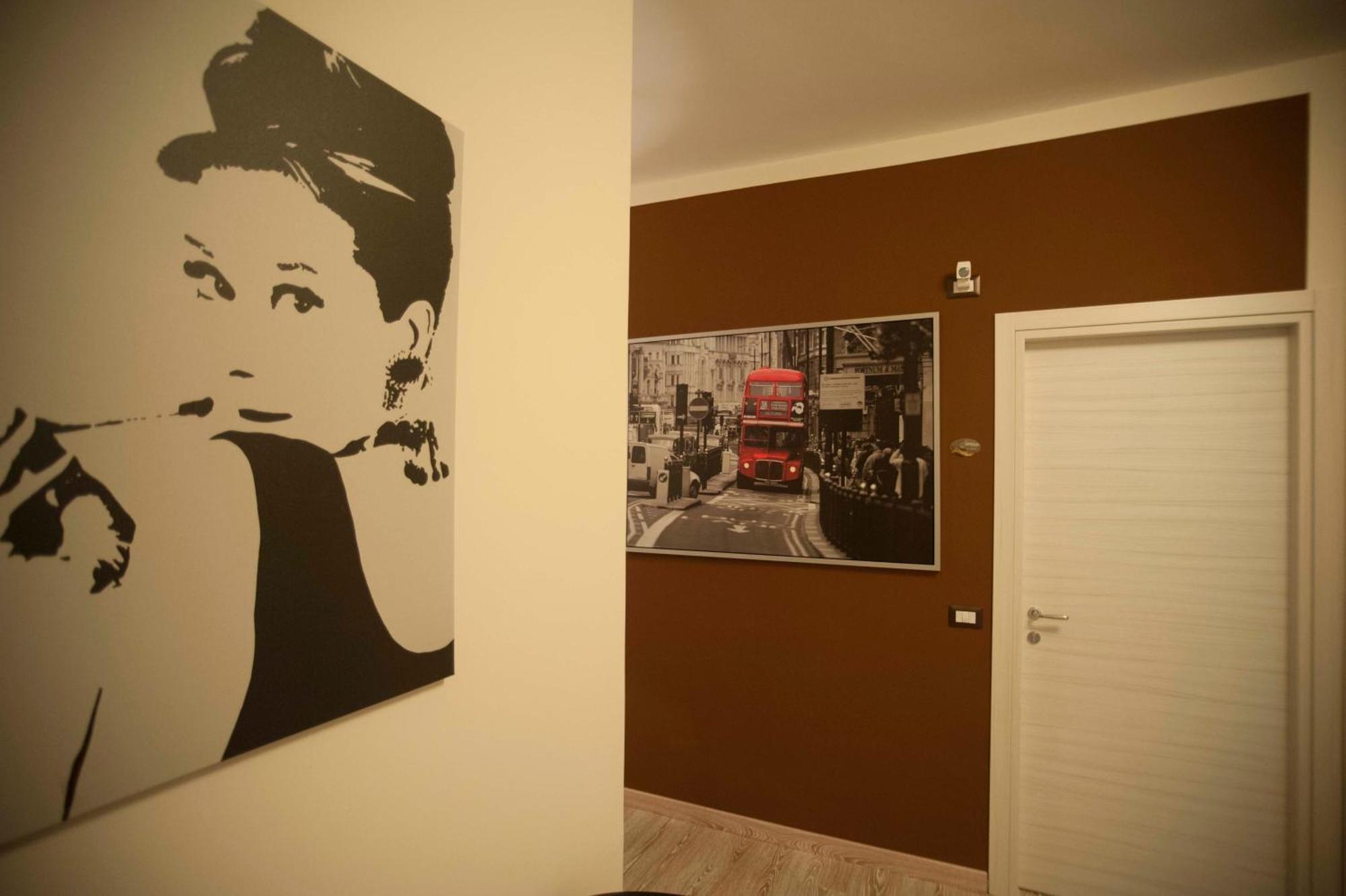 Salernoprestige Rooms Екстериор снимка