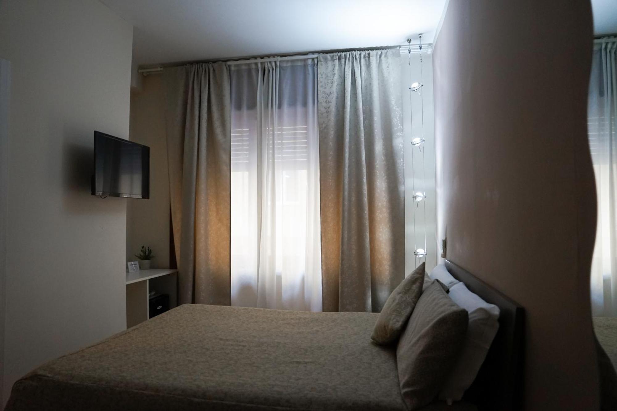 Salernoprestige Rooms Екстериор снимка
