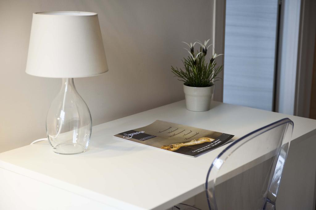 Salernoprestige Rooms Екстериор снимка