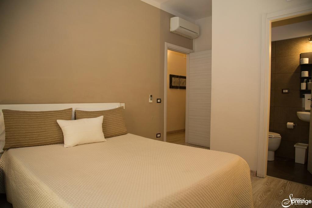 Salernoprestige Rooms Екстериор снимка
