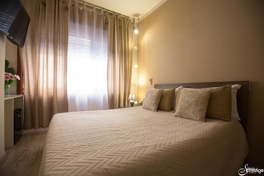 Salernoprestige Rooms Екстериор снимка