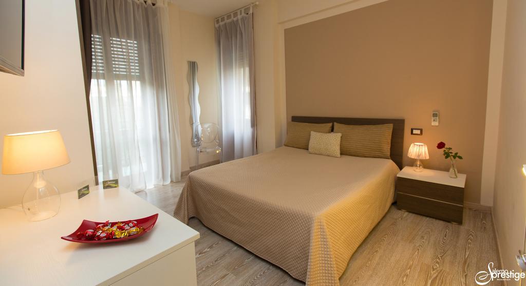 Salernoprestige Rooms Екстериор снимка