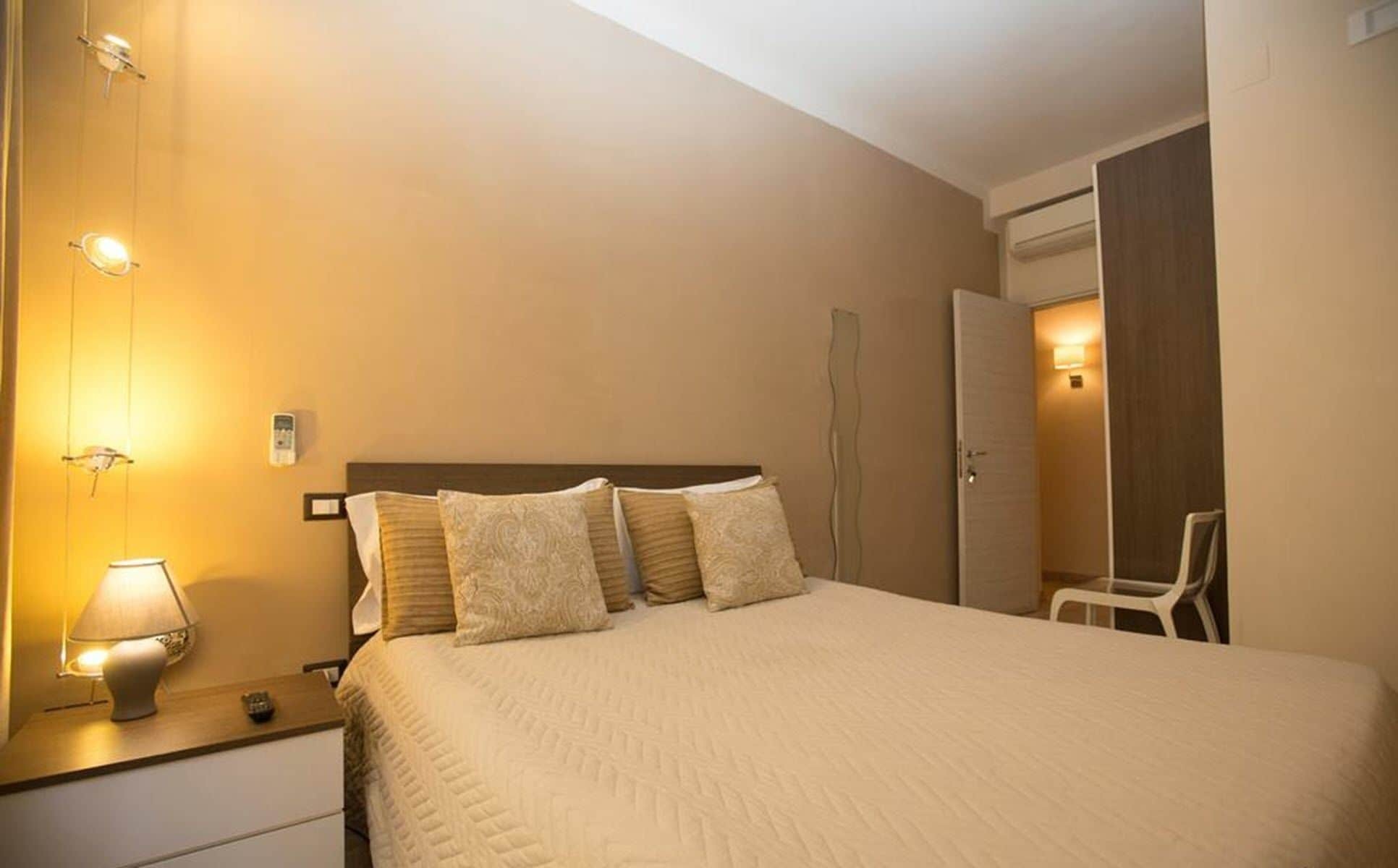 Salernoprestige Rooms Екстериор снимка